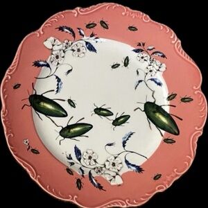 Rare Anthropologie LOU ROTA Nature Table 9" Plate Coral Green Beetles GORGEOUS